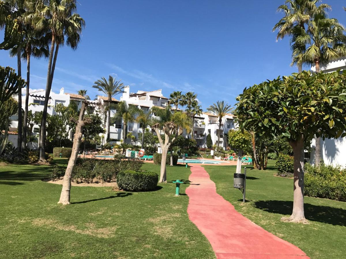 Apartamento Costalita Estepona Exterior foto
